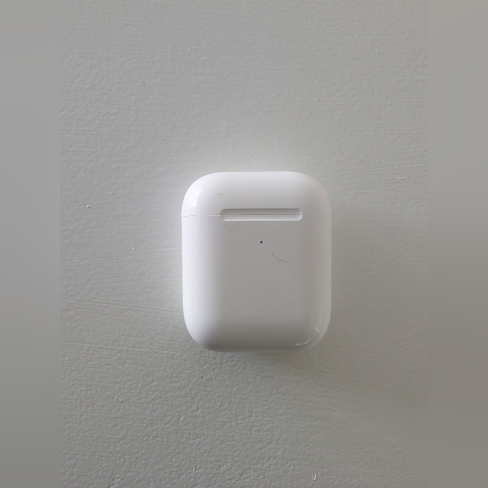Airpod 1st Generations Wireless Earbuds Charging Case